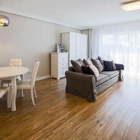 Apartament Paryski Miedzyzdroje Εξωτερικό φωτογραφία