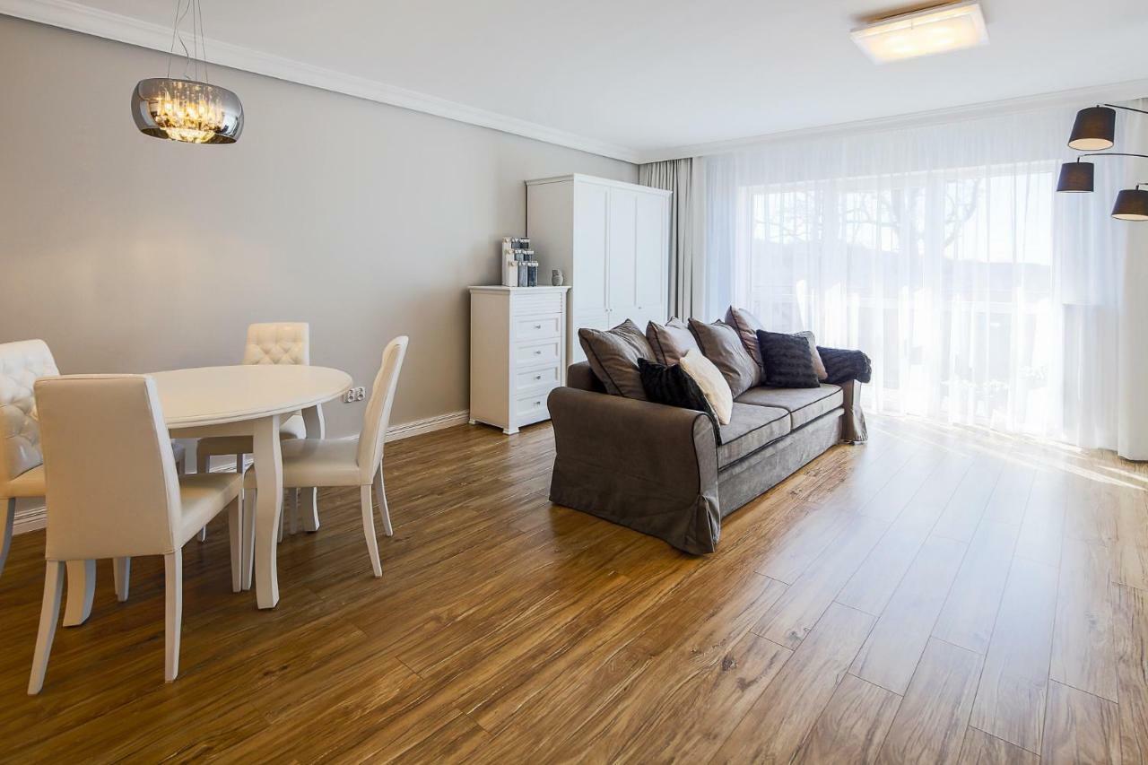 Apartament Paryski Miedzyzdroje Εξωτερικό φωτογραφία
